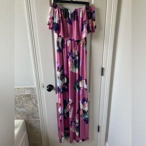 EUC off the shoulder maxi dress. Worn once.